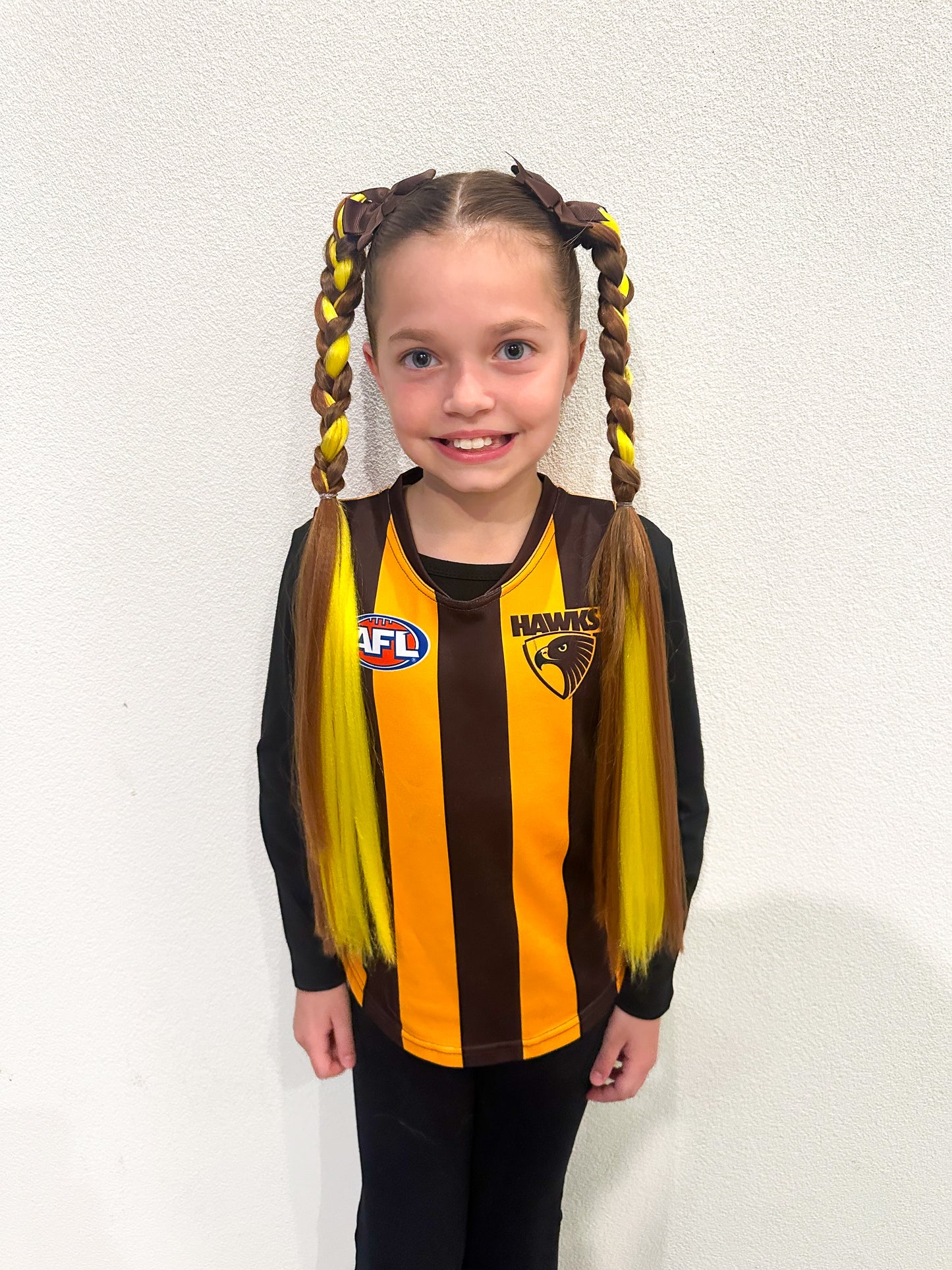 Brown/yellow sports team braid