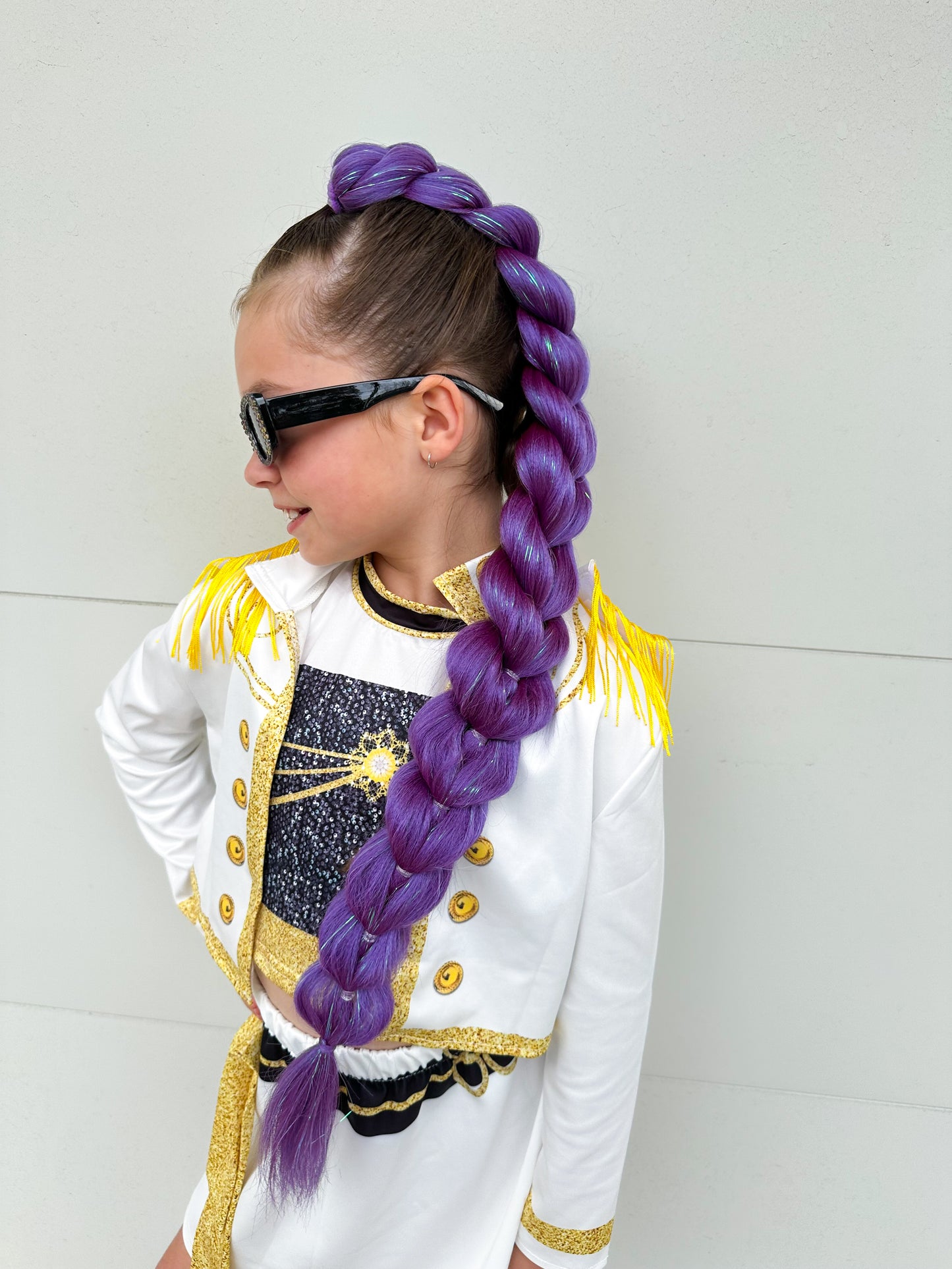 Rumi XL with shimmer Dragon braid ponytail