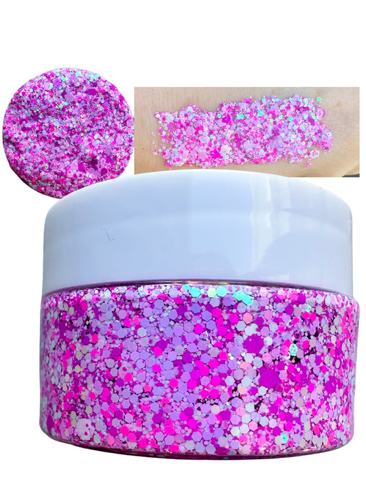 Strawberry Kisses Glitter Gel 30ml